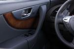 Infiniti FX50 2009 года